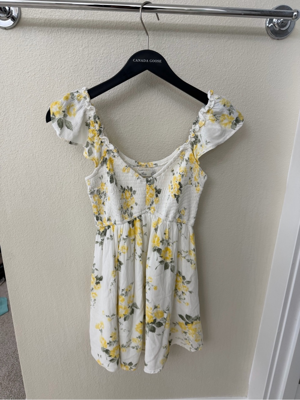 Hollister White & Yellow Floral Smocked Kids Dress
